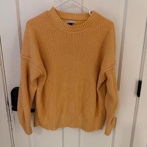 Cozy oversized orange Sweater